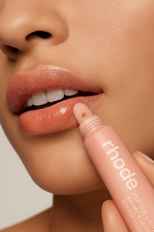 💋 Rhode Peptide Lip Tint – Your Lips, But Better.